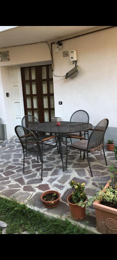 Ferienwohnung Entire Flat, Independent Entrance, 20 Mins To Bgy - Bergamo Milan Airport Nembro Exterior foto